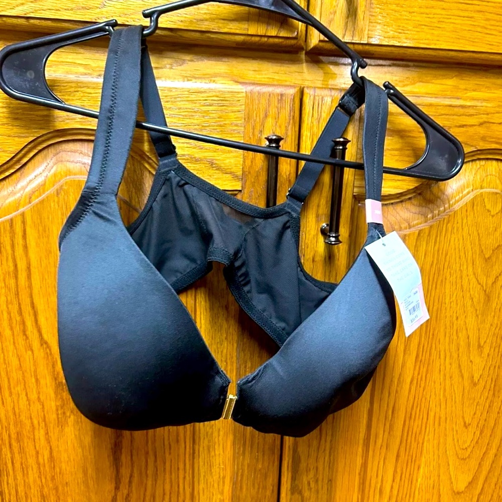 Cacique front close bra 36DD black
